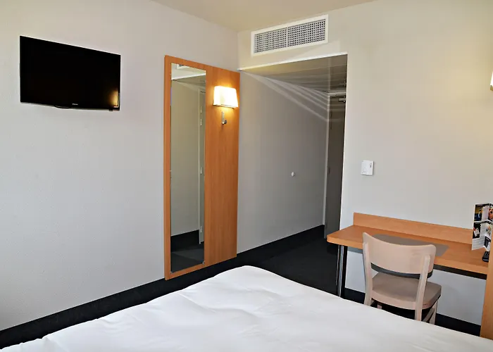 Hotell Ales - Pole Mecanique 3*